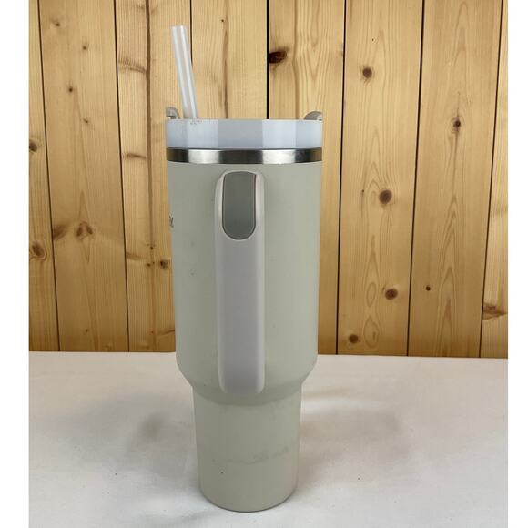 Pre-Owned Cream Stanley Tumbler, 40oz With Straw - Picture 2 of 7
